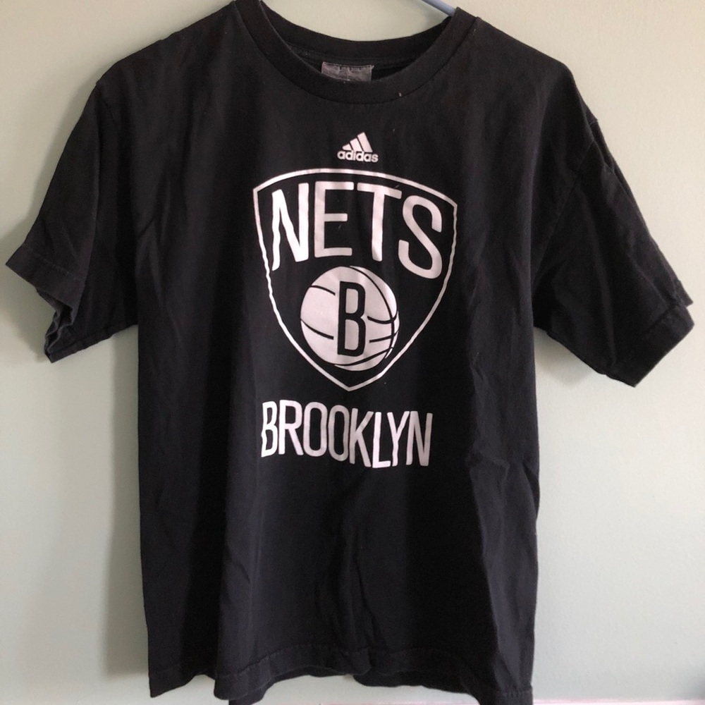 Brooklyn nets T-shirt